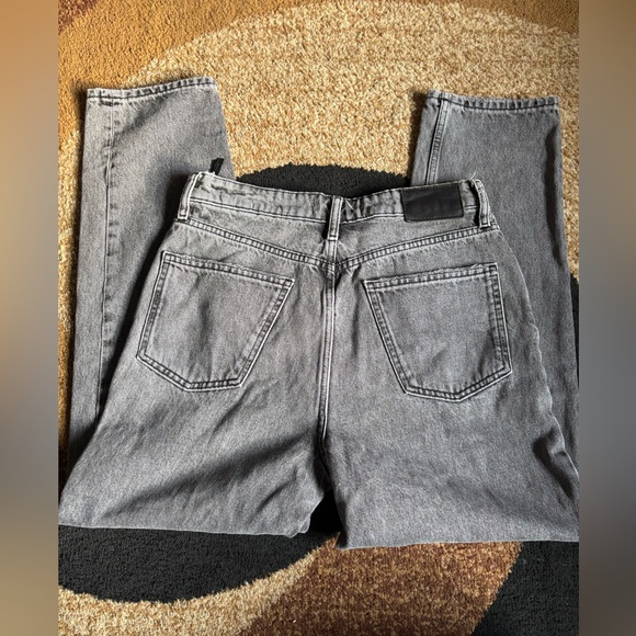 Zara High Waisted the 90s Mom fit Jeans - Picture 7 of 8